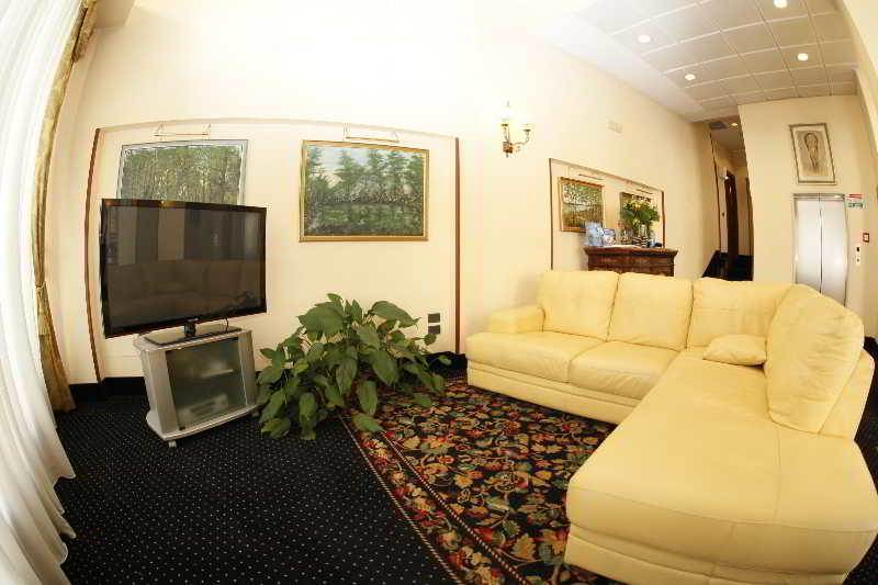 Hotel Colonna Бриндизи Экстерьер фото